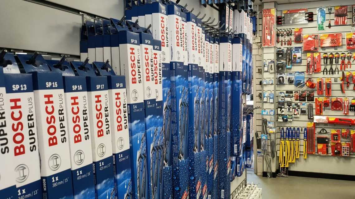 Bosch wiper blades on shelf